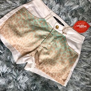 Shorts size P made in Brazil